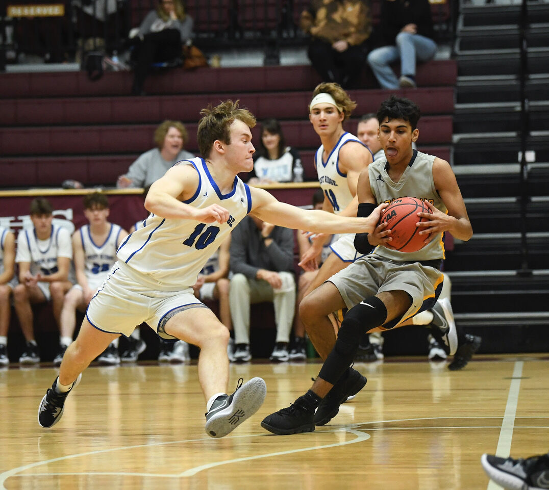 Photo gallery: Hall of Champions basketball at Johnson County